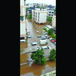 Mumbai:  The Kolhapur-Mumbai Mahalaxmi Express stranded in 4-5 feet flood waters near Vangani station, Thane, since last night after heavy rain lashed Mumbai, NDRF teams from Pune & Mumbai have left with six boats to rescue the 1500 pax on the train (Phot