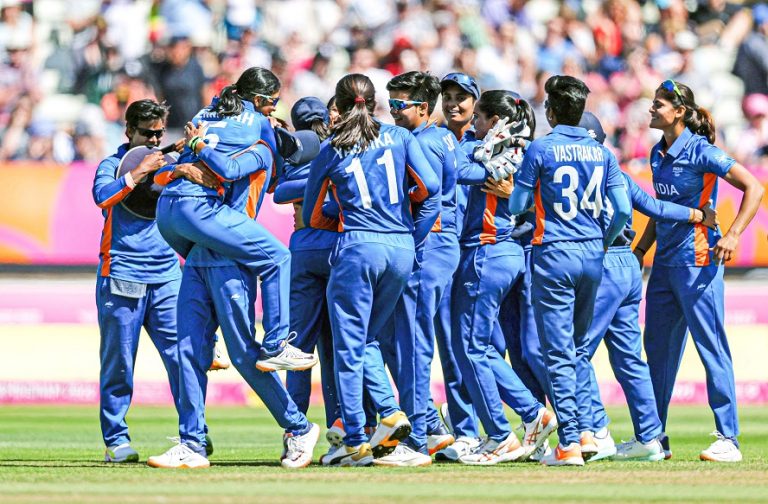 Indian women’s cricket team reaches T20I final with 4run victory over