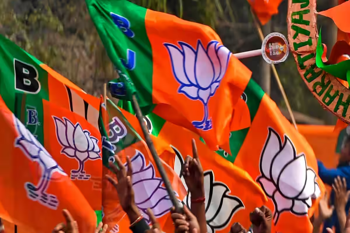 Factionalism Tests Bjp In Rajasthan And Up The Sunday Guardian Live 