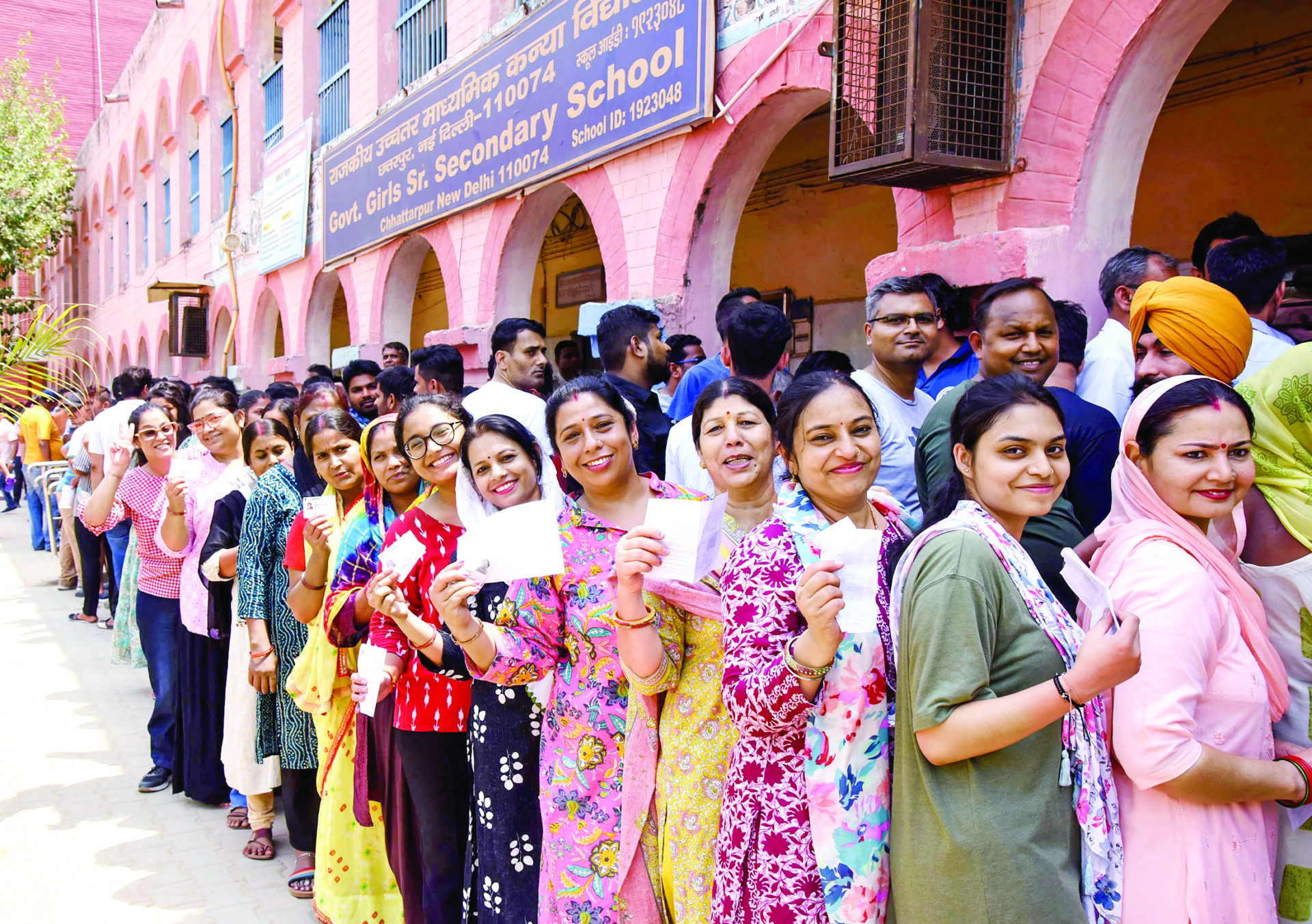 Representational photo: Voters stand in queue to cast their votes in the General Elections 2024, in New Delhi on 25 May 2024. ANI