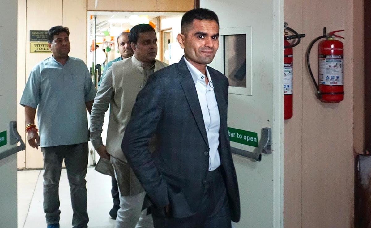 Delhi High Court hears Sameer Wankhede’s defamation case against Netflix and Red Chillies Entertainment over the documentary "Bards of Bollywood".