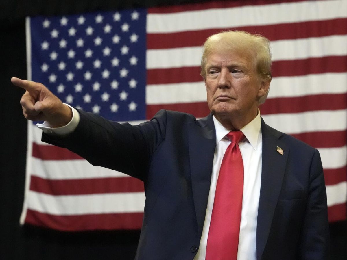 Navigating Safely in a Storm