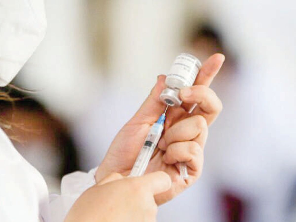 VACCINES SAVE LIVES, PREVENT SUFFERING AND FINANCIAL LOSS