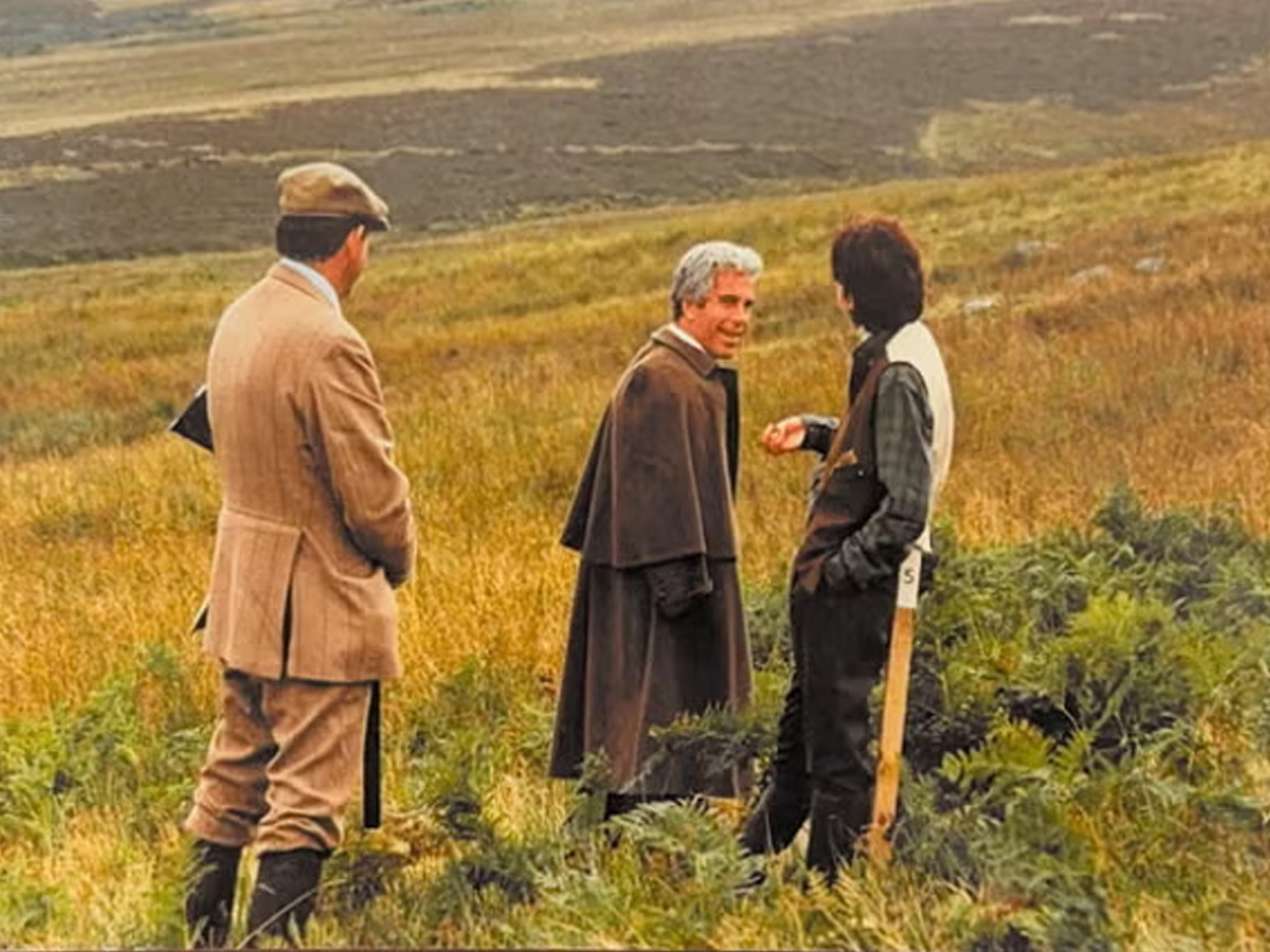 Jeffrey Epstein Files Latest Photos: Donald Trump & Jeffrey Epstein Photos, Travel Logs, 30,000+ Pages for New Release - Gallery Image