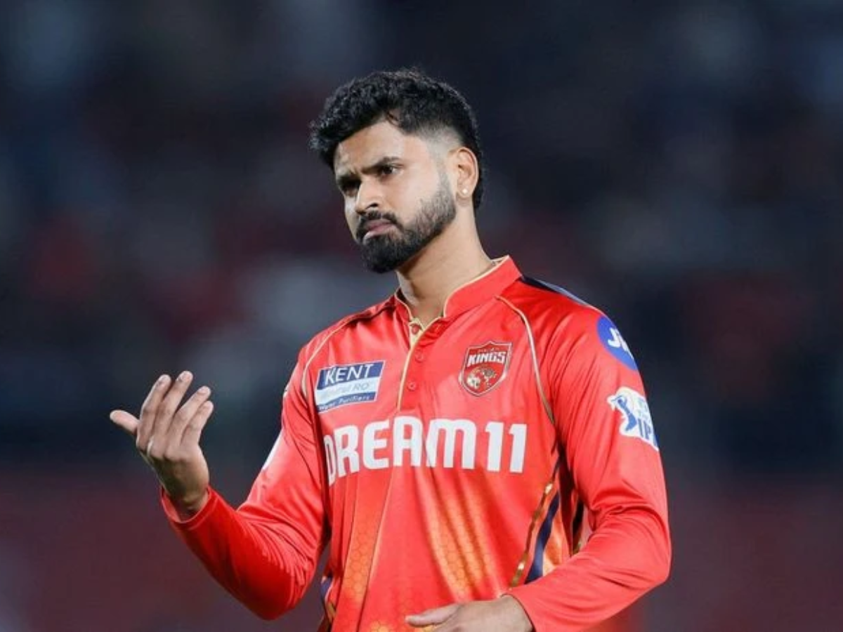 Shreyas Iyer controls the middle overs for India. - Photo Gallery