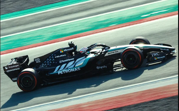 MercedesAMG పెట్రోనాస్ W17