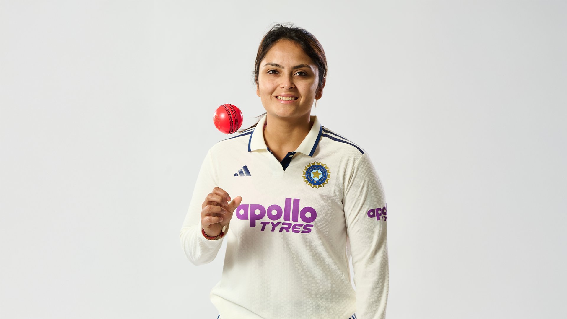 Meet Mumbai-Born Sayali Satghare: RCB Pacer Who Emerged as Bright Spot In AUS-W vs IND-W Pink-Ball Test | In Pics - Gallery Image