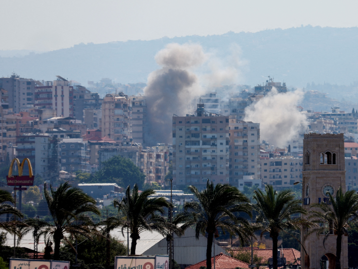 US-Israel-Iran War Latest Update: Israel Destroys Two Hezbollah Tunnel Network With 450 Tonnes of Explosives in Southern Lebanon; UAE Announces OPEC Exit — Breaking