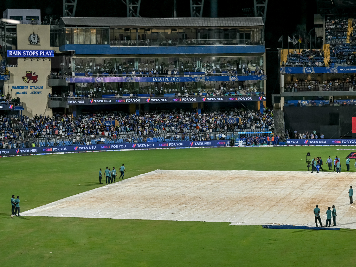 Mumbai Weather Forecast Today, MI vs CSK: Rain To Washout IPL Match Today at Wankhede? Check Current Temperature | IPL 2026 Match 33