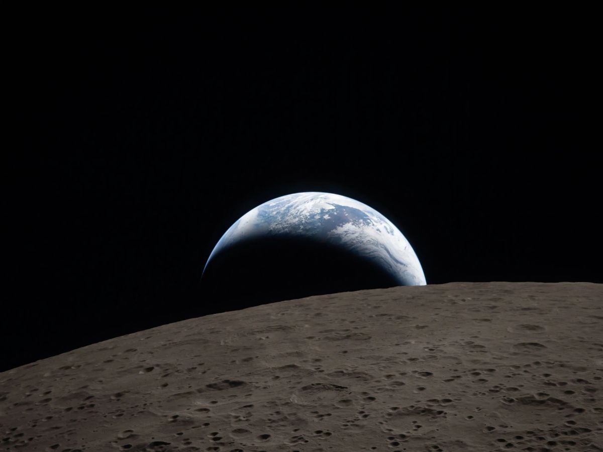 'One Chance in This Lifetime': NASA Artemis 2 Captures Rare 'Earthset' as Earth Slowly Disappears Behind the Moon During Historic Lunar Flyby