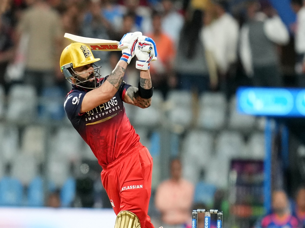 MI vs RCB, IPL 2026: విరాట్ కోహ్లి బాబర్ అజామ్ మరియు క్రిస్ గేల్లను అధిగమించి భారీ రికార్డును నమోదు చేశాడు MI vs RCB, IPL 2026: విరాట్ కోహ్లి బాబర్ అజామ్ మరియు క్రిస్ గేల్లను అధిగమించి భారీ రికార్డును నమోదు చేశాడు