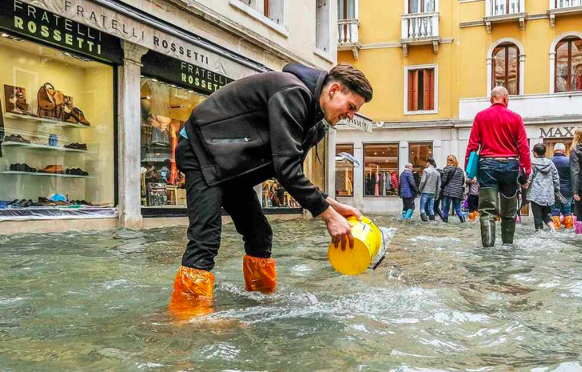 You’ll Soon Need a Submarine to Access Venice; ‘It’s Unavoidable,’ Experts Say | What We Know About the City’s Worsening Sea Levels & Climate Change Crisis