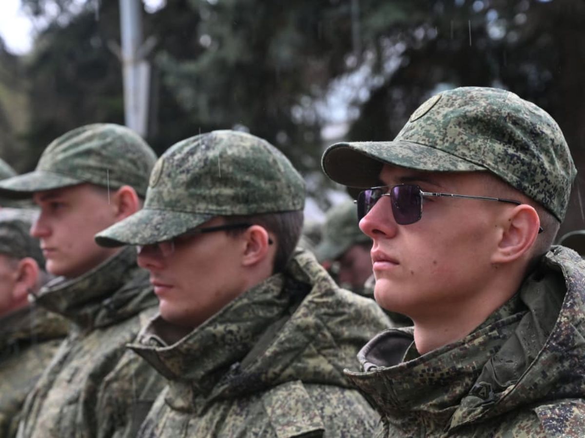Are Russian Soldiers Turning to Cannibalism Amid Supply Crisis? ‘Stop Eating People’ Claims Go Viral but Remain Unverified in Russia-Ukraine War