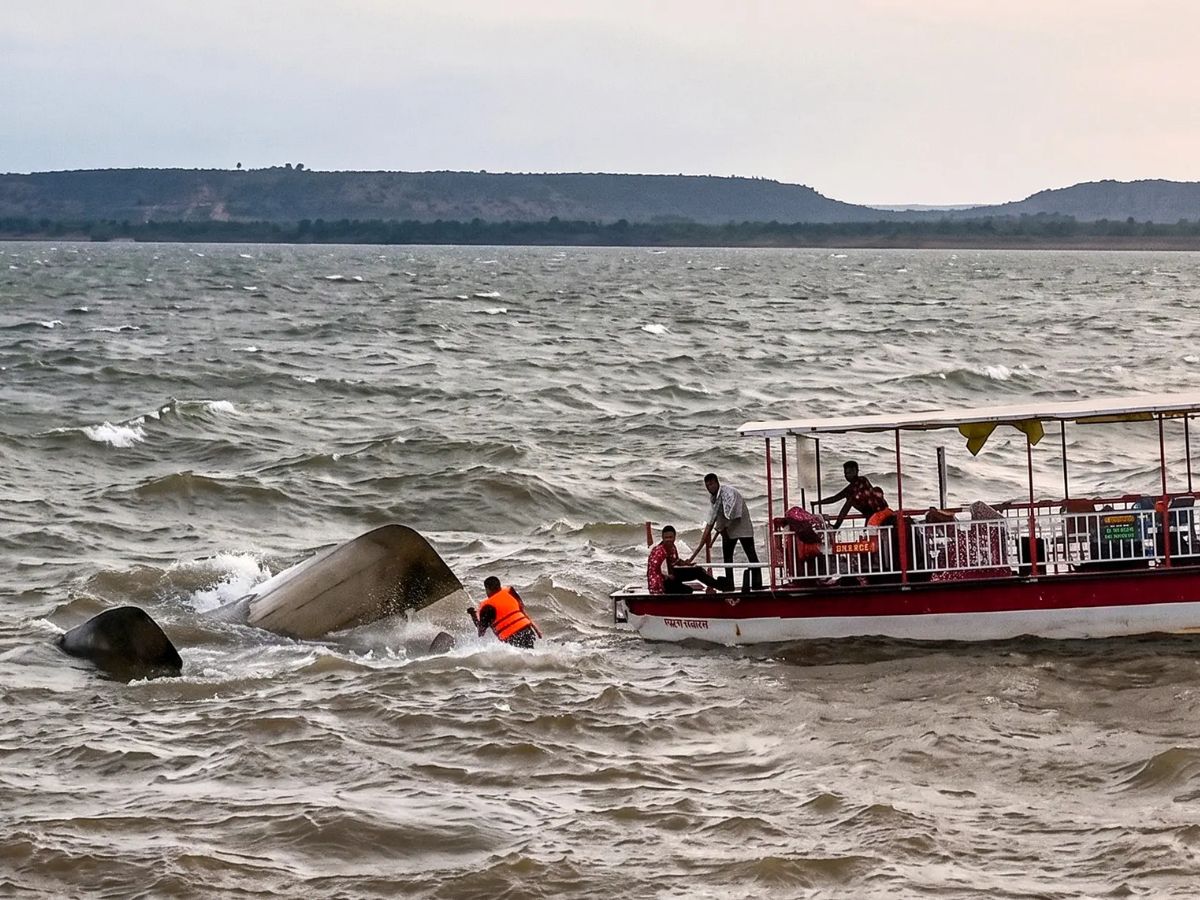Jabalpur Bargi Dam Cruise Accident: How Did the Tourist Boat Overturn in Madhya Pradesh? 9 Dead, Several Missing as Rescue Operation Continues