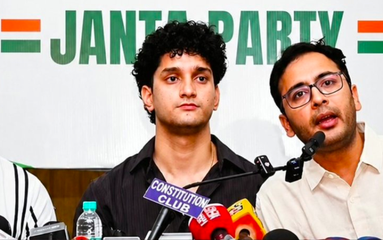जंतर-मंतर विरोध प्रदर्शन: कॉकरोच जनता पार्टी ने जारी की एडवाइजरी, समर्थकों को दी सनस्क्रीन और सुरक्षा की सलाह